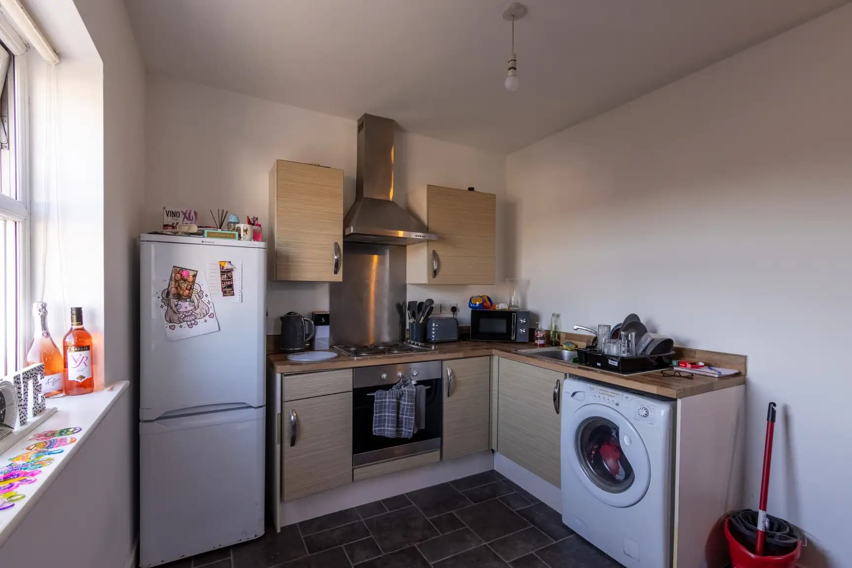 property photo 6 of 15