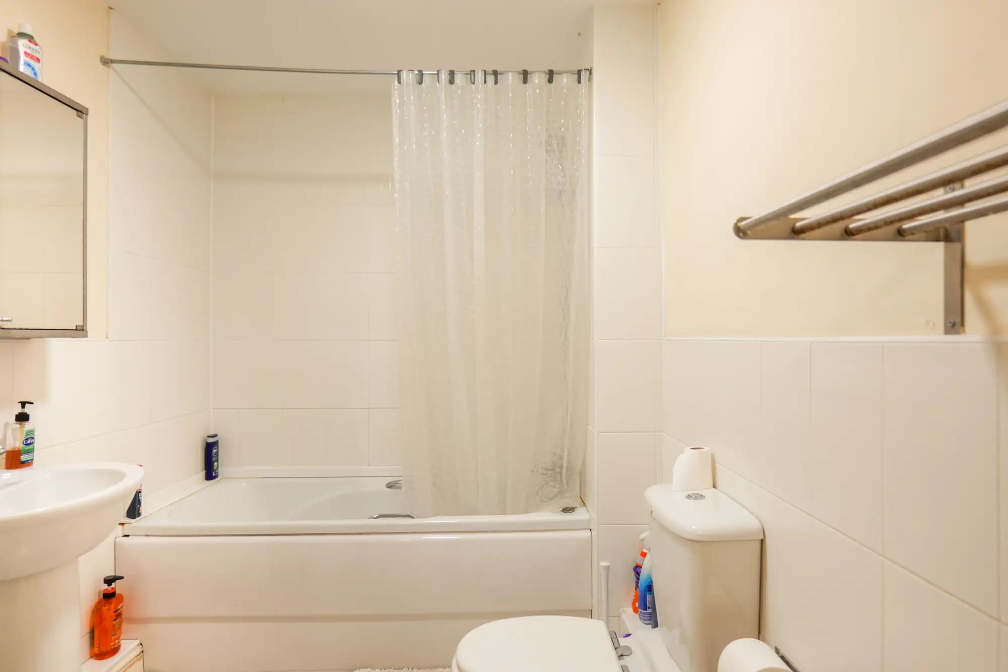 property photo 6 of 19