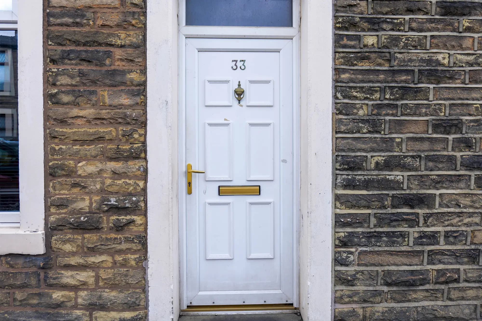 property photo 11 of 14