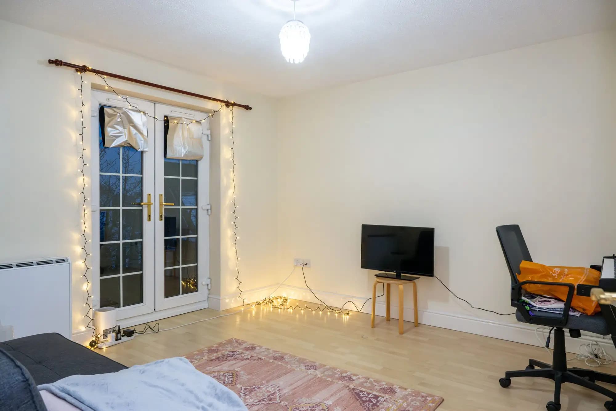 property photo 6 of 17