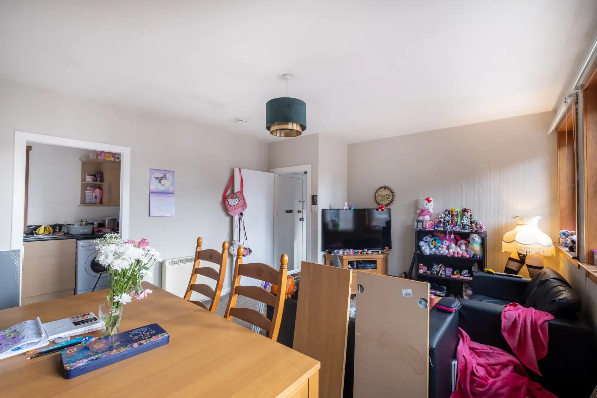 property photo 4 of 18