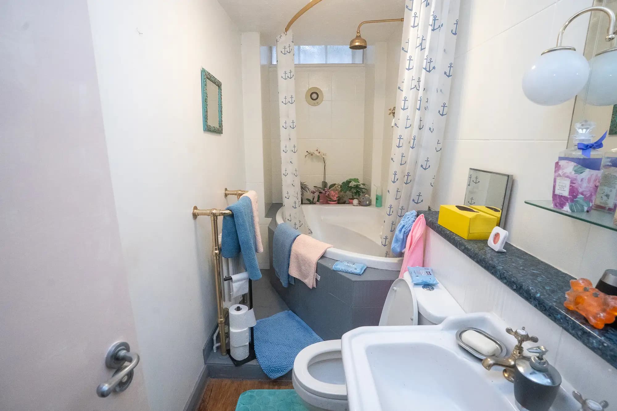 property photo 13 of 28