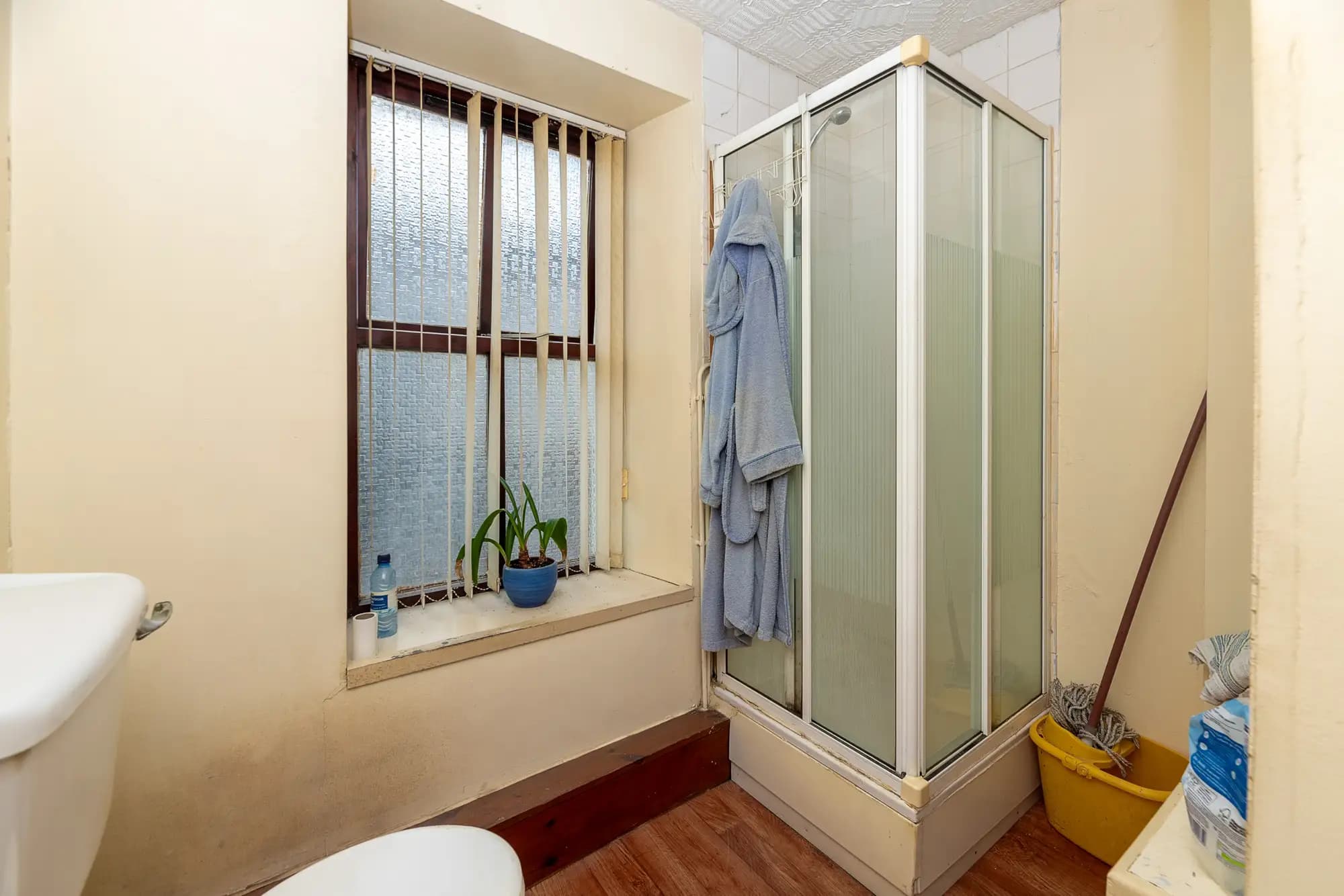 property photo 18 of 29