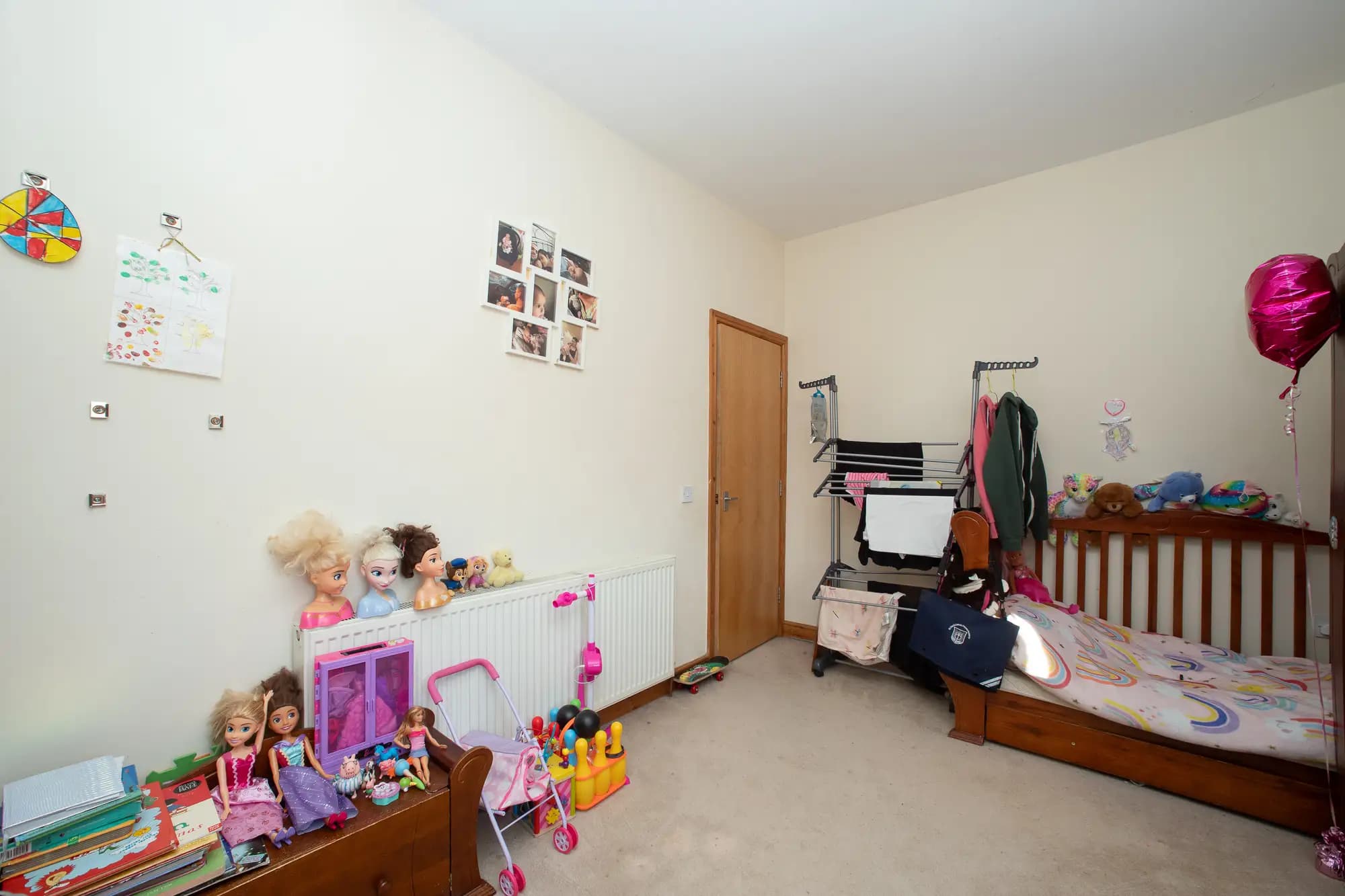 property photo 9 of 16