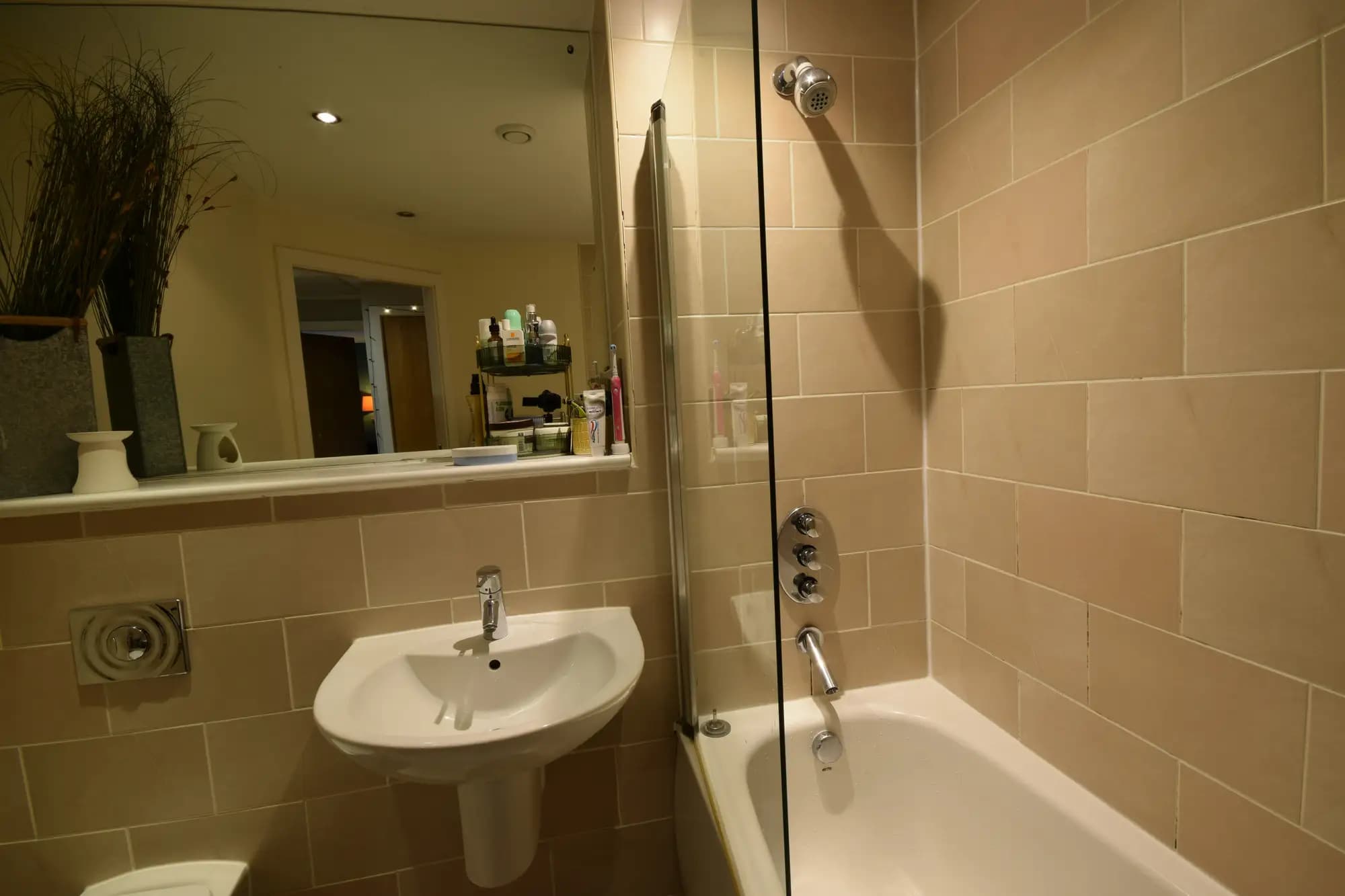 property photo 9 of 16