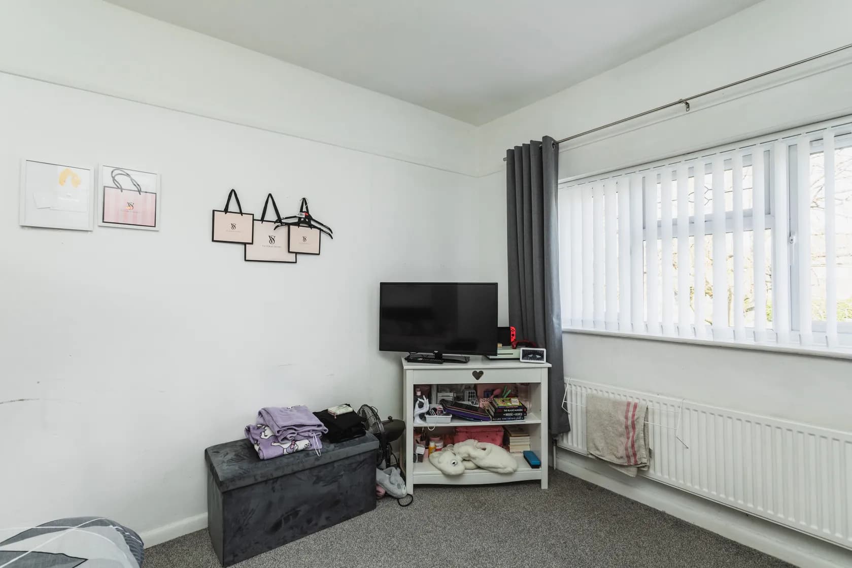 property photo 16 of 32