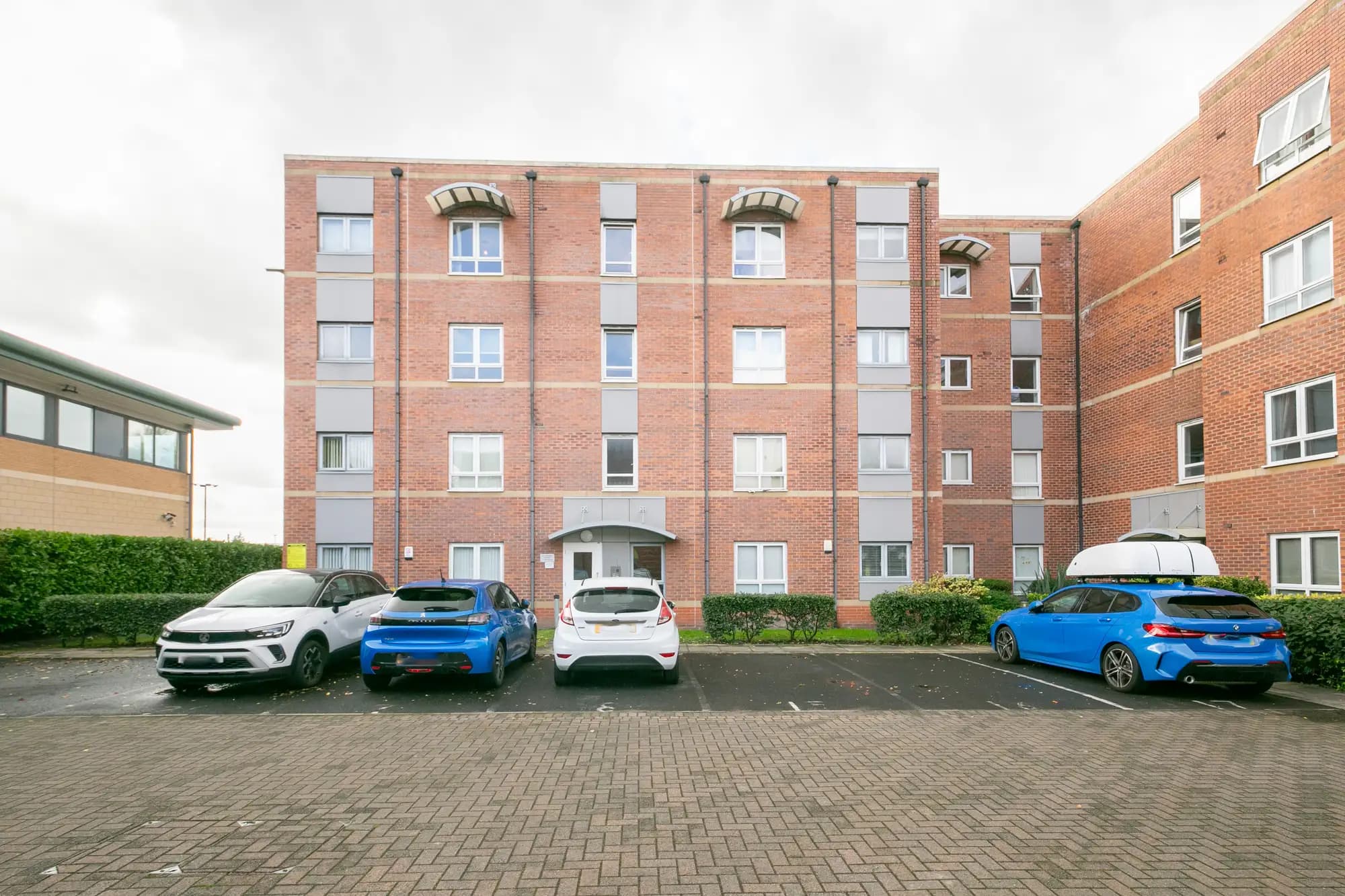 property photo 21 of 22