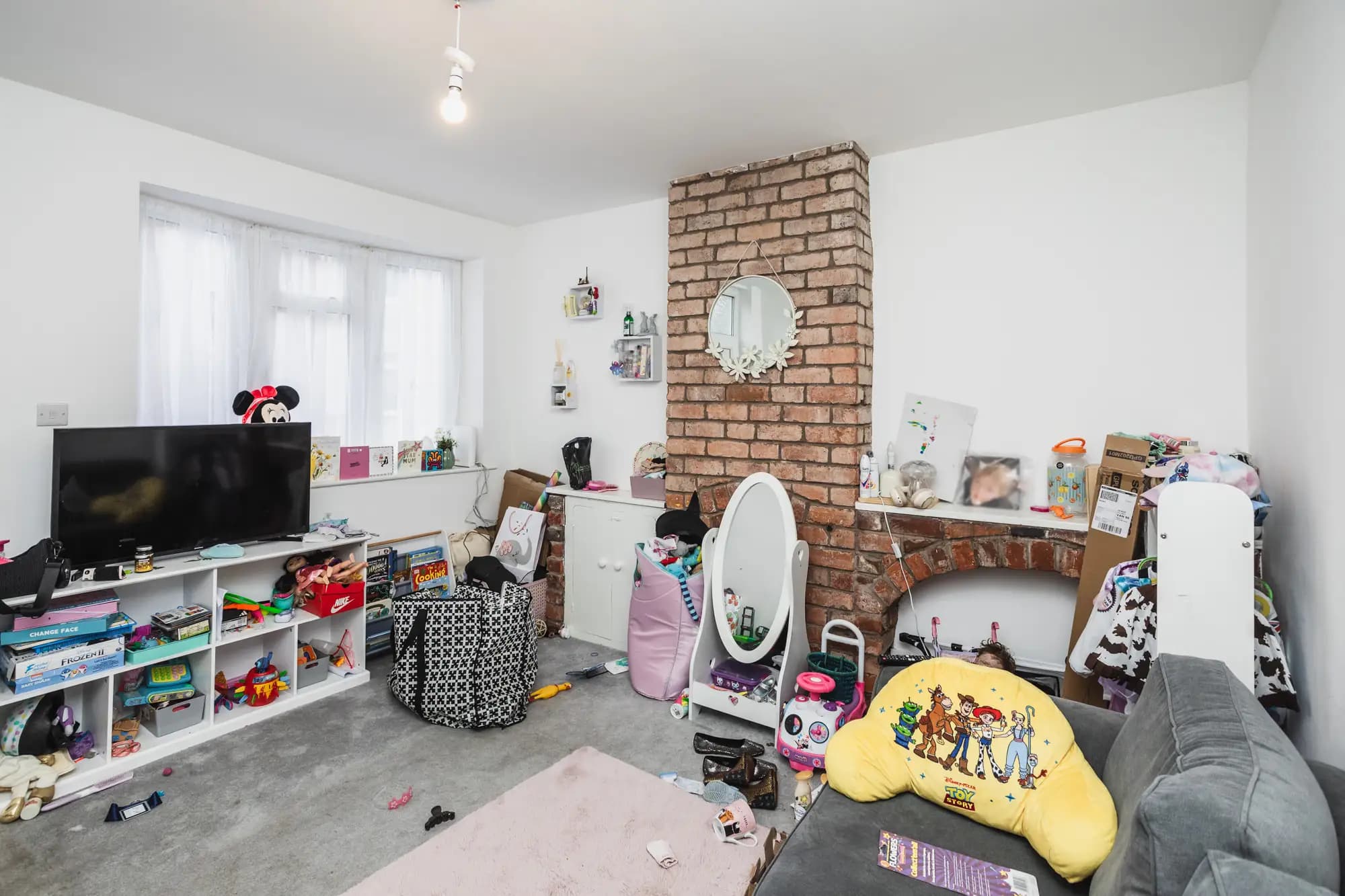 property photo 3 of 38