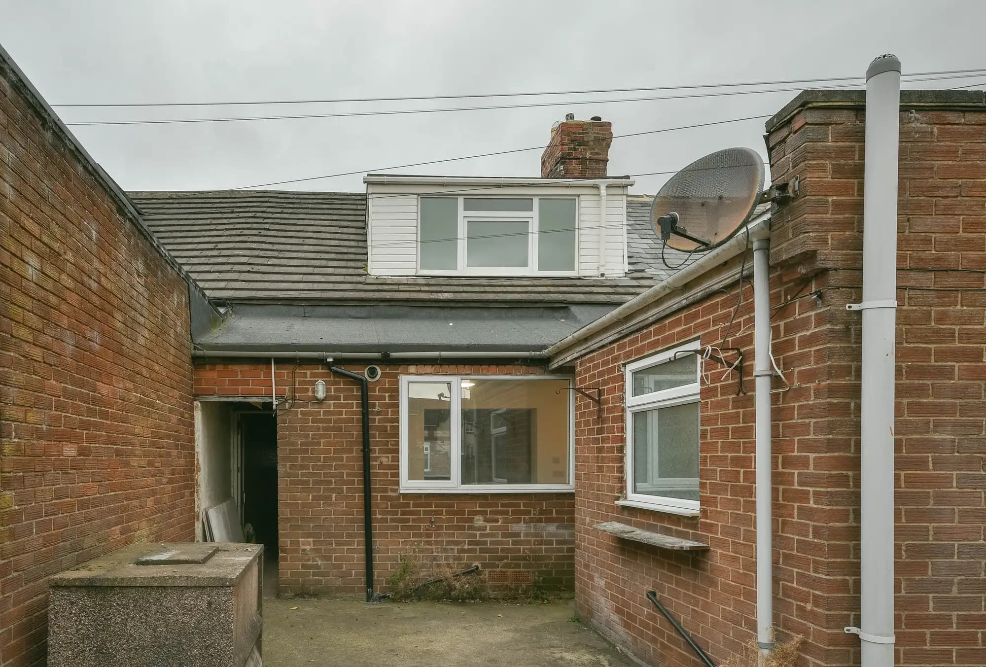 property photo 15 of 18