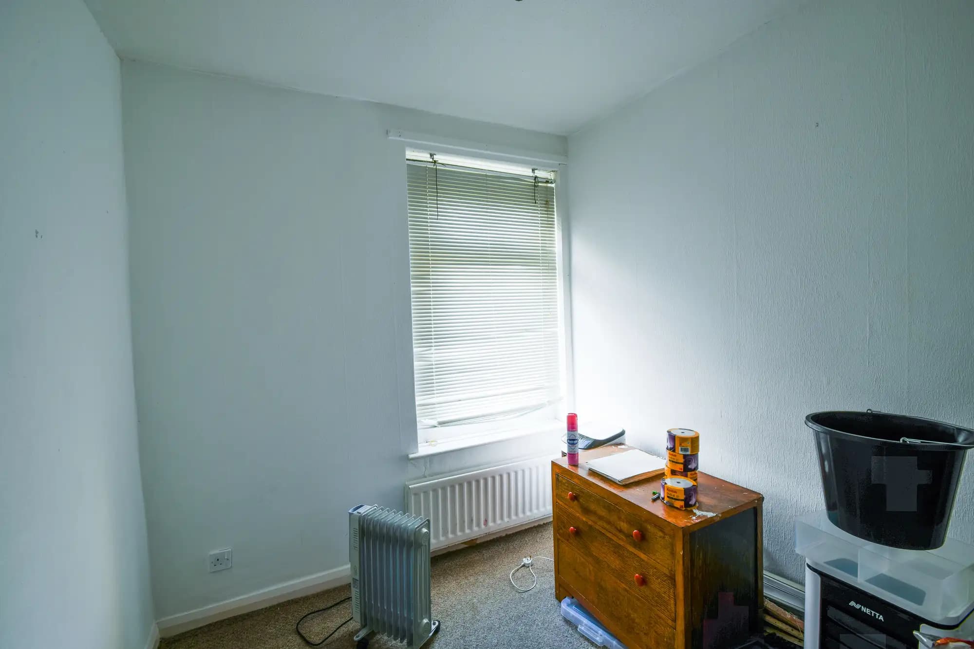 property photo 12 of 18