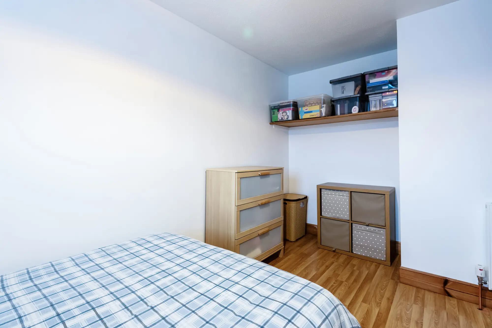 property photo 10 of 17