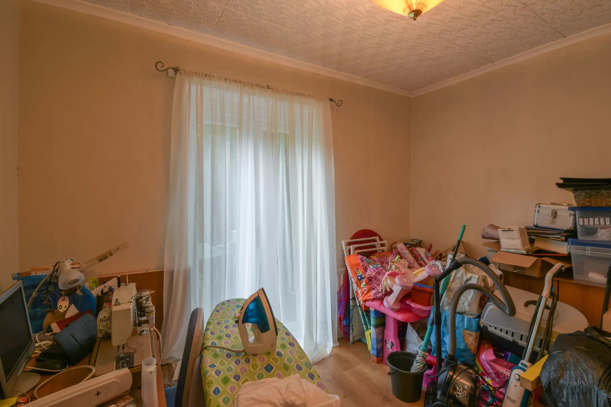 property photo 5 of 16