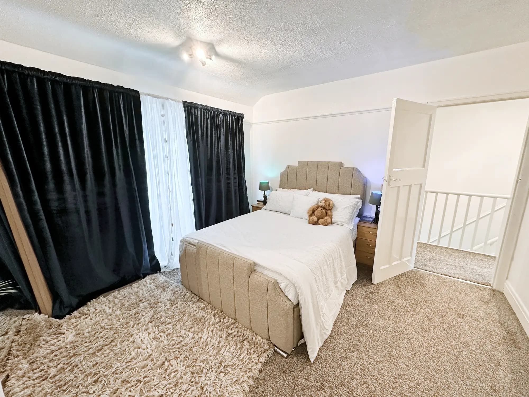 property photo 17 of 28