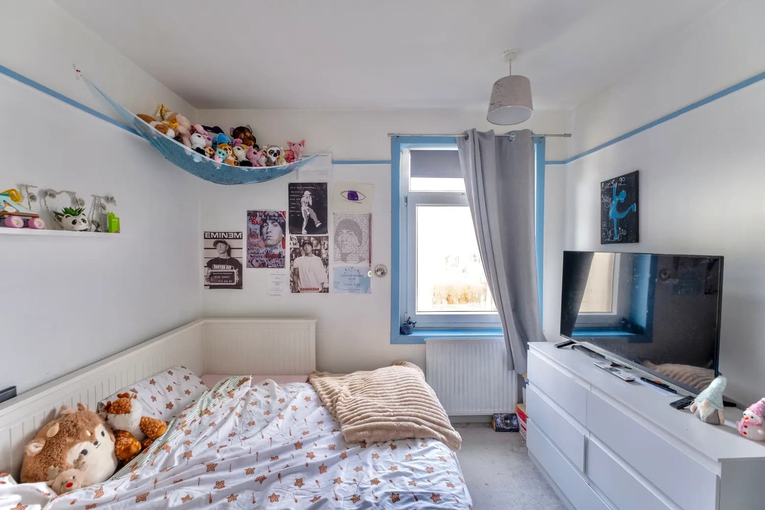 property photo 10 of 16