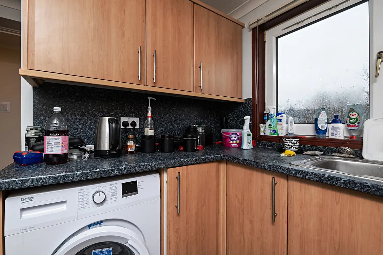 property photo 6 of 12