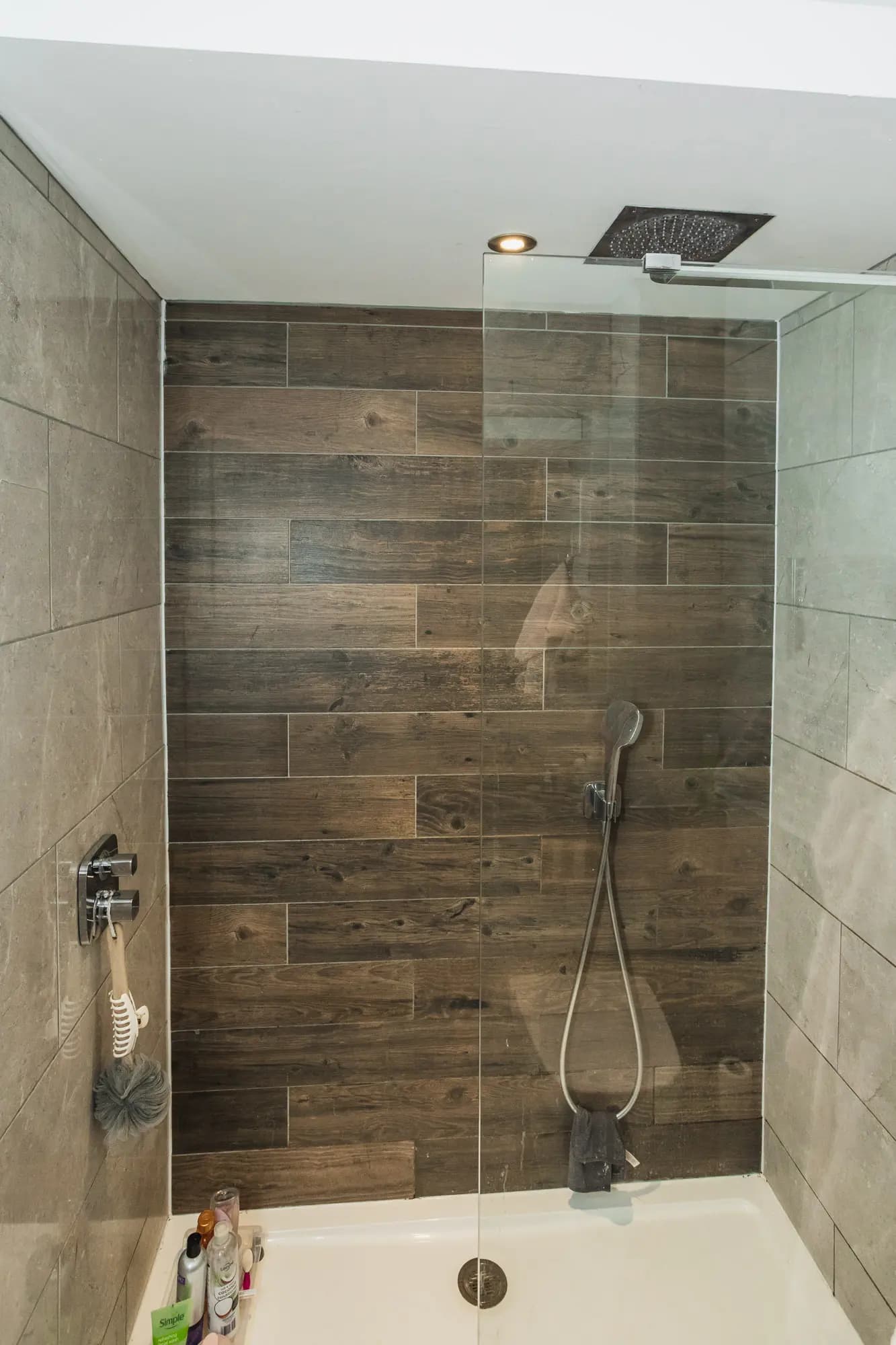 property photo 13 of 19