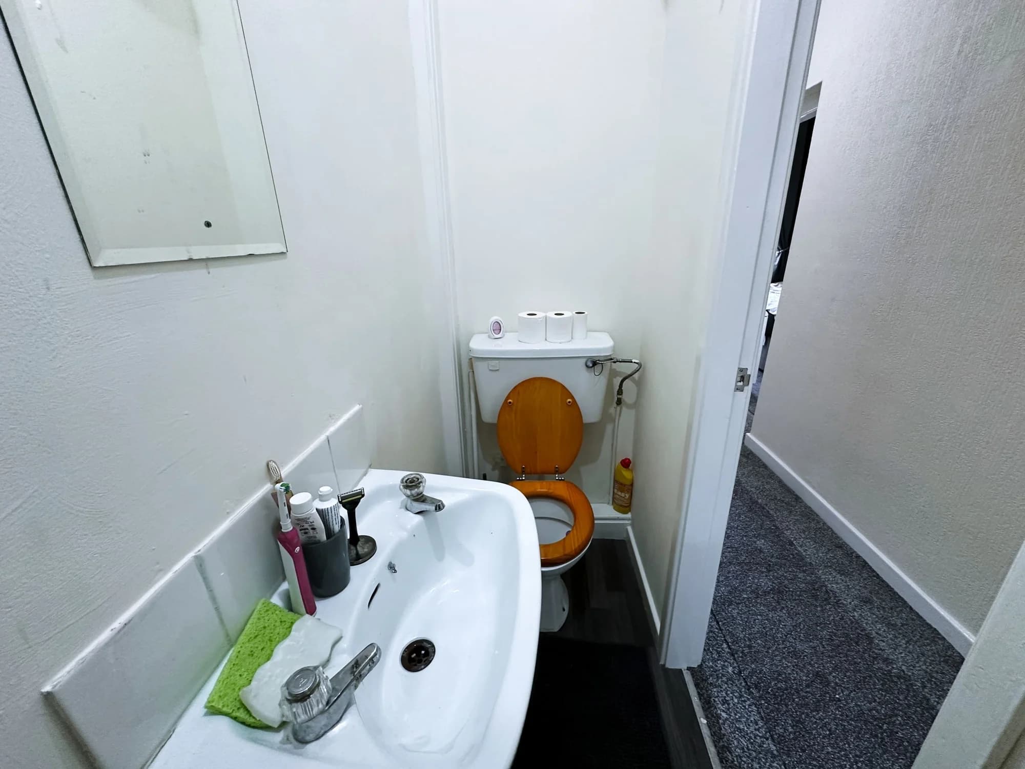 property photo 19 of 42