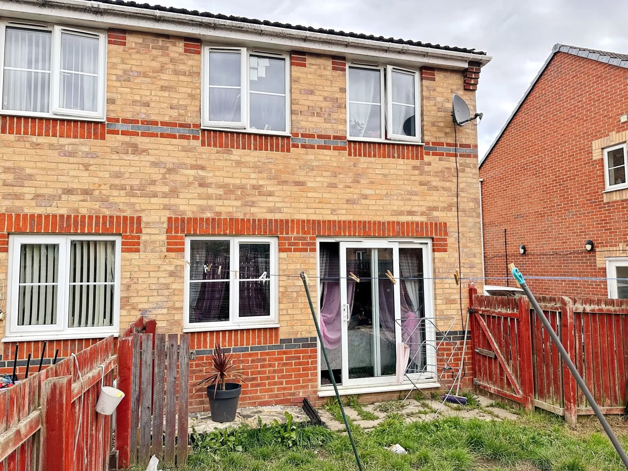 property photo 21 of 23
