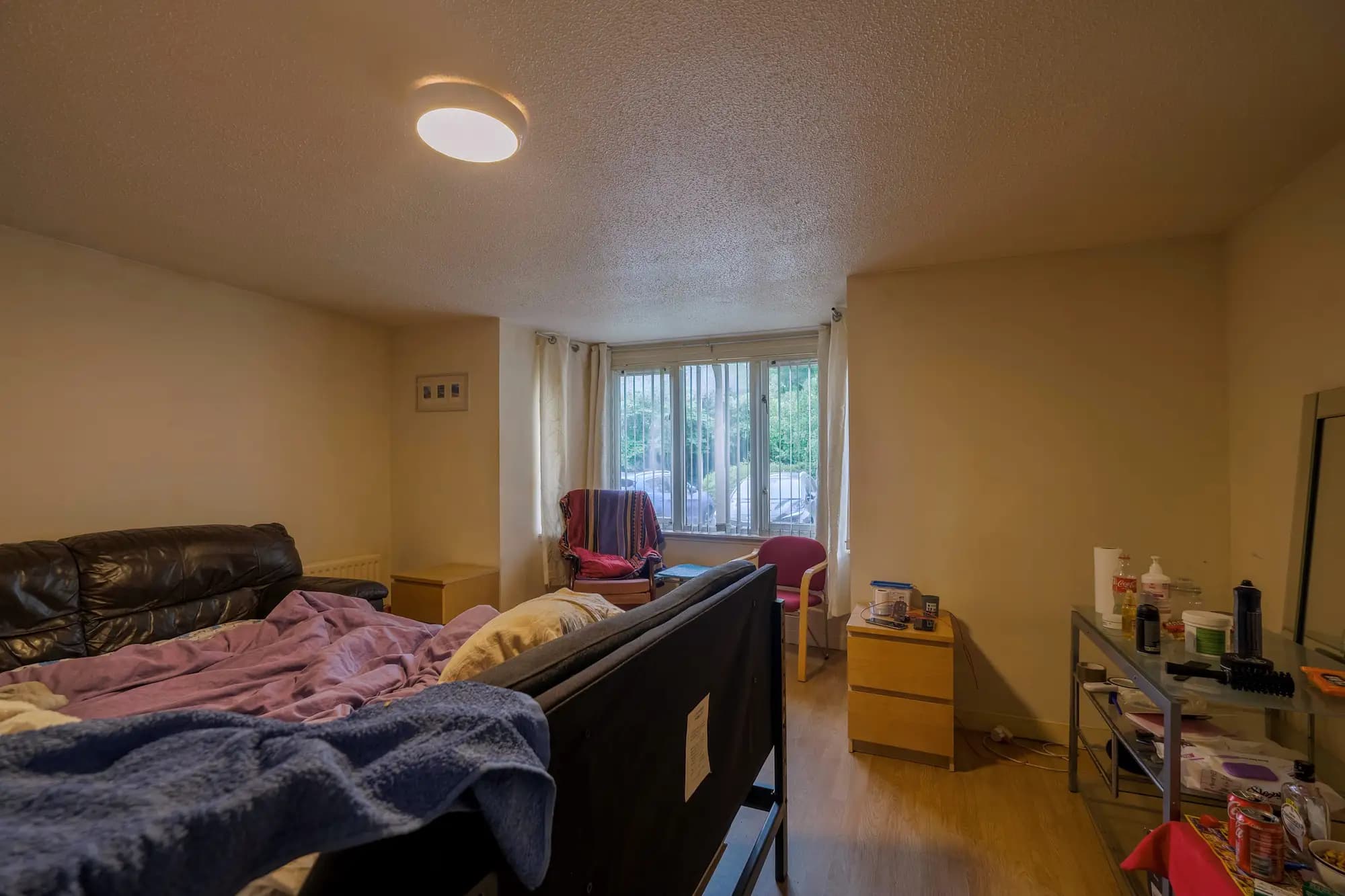 property photo 3 of 28