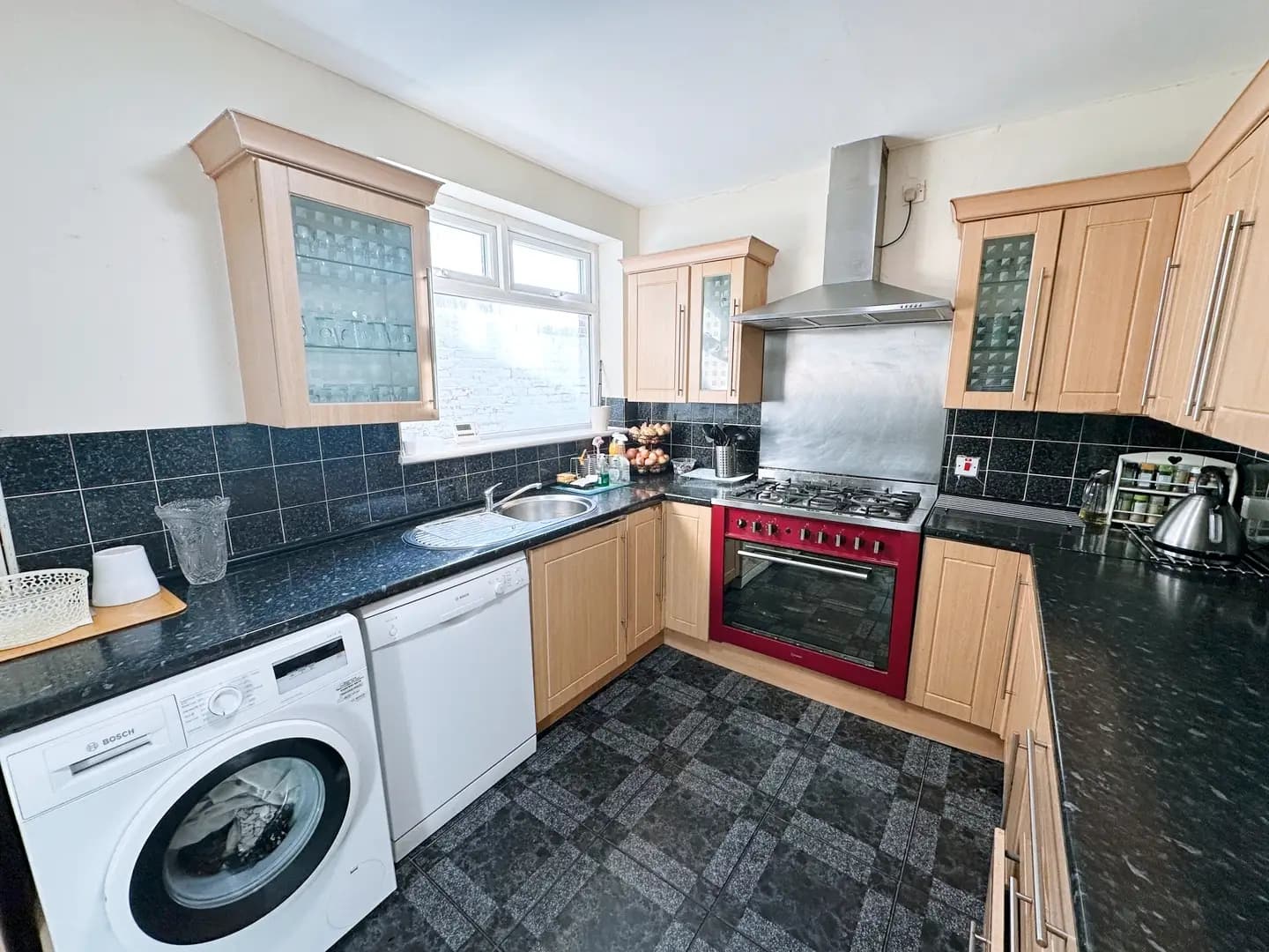 property photo 8 of 30