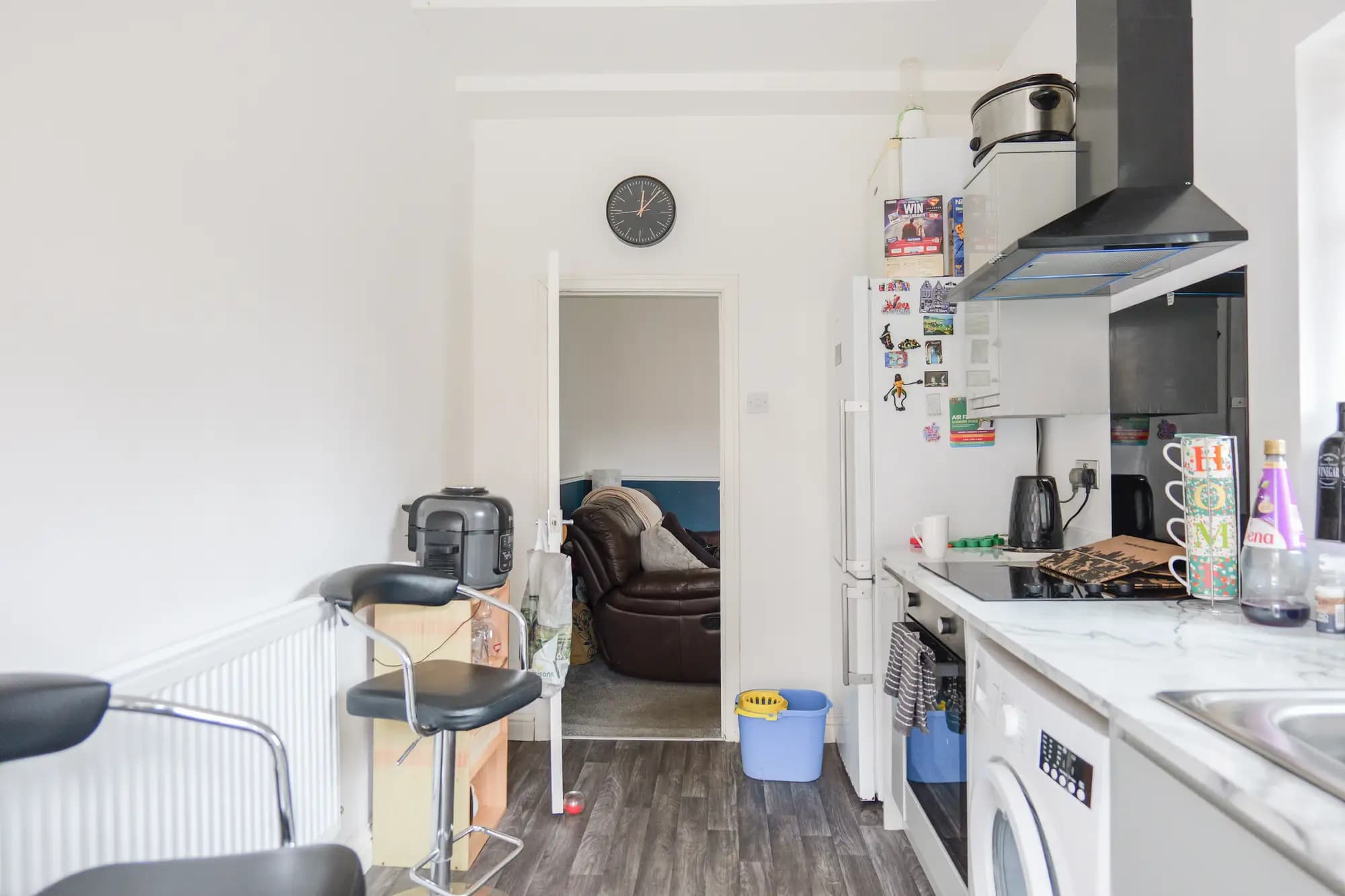 property photo 6 of 19