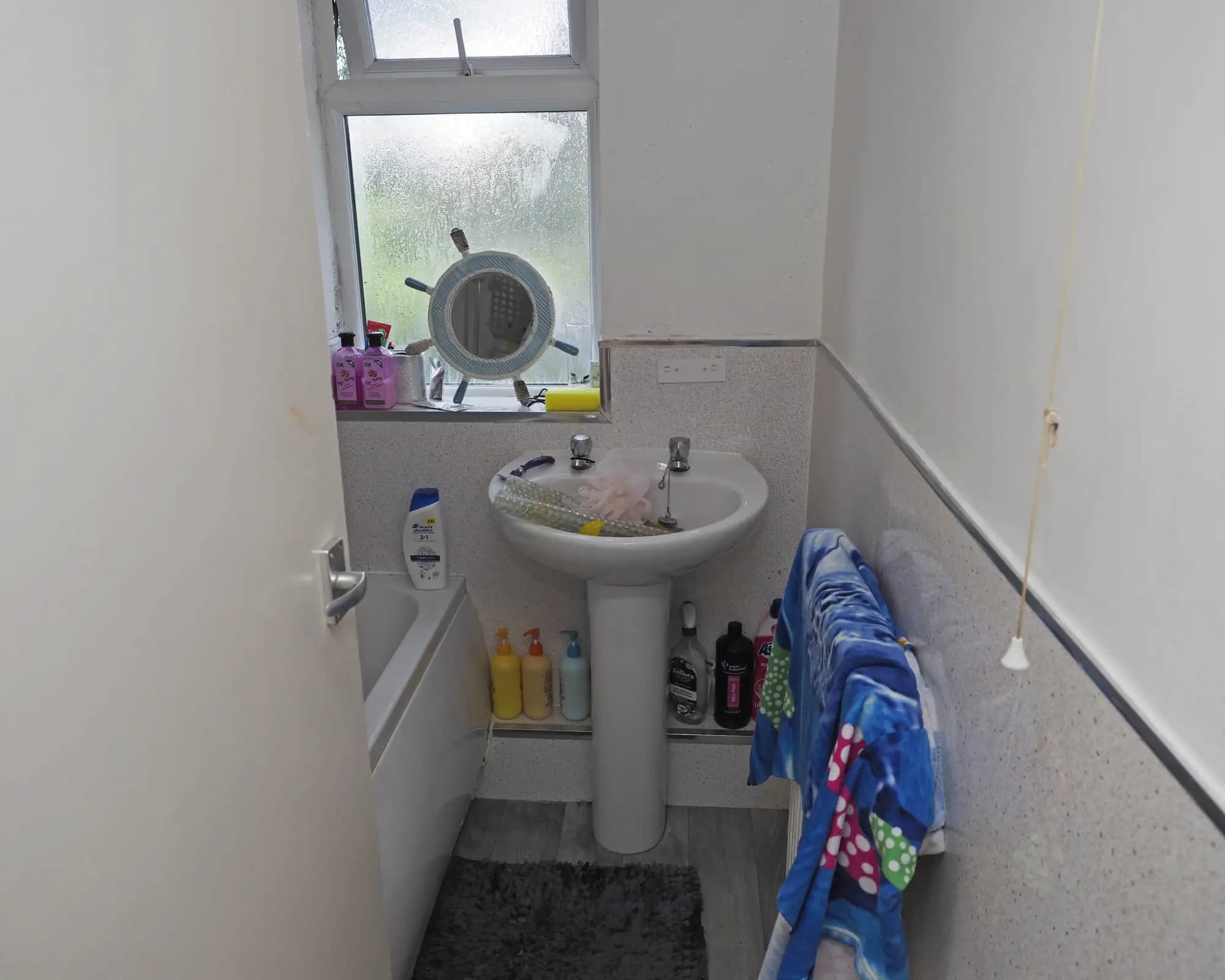 property photo 9 of 23