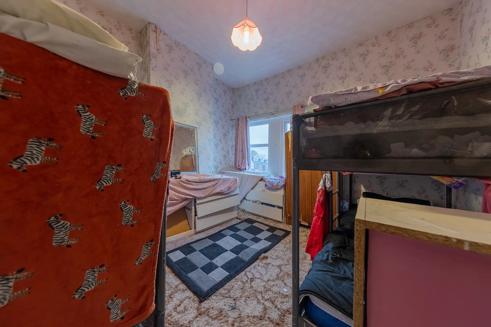 property photo 15 of 27