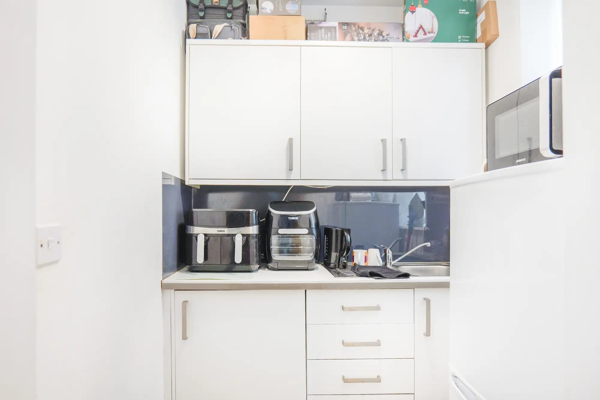 property photo 6 of 50