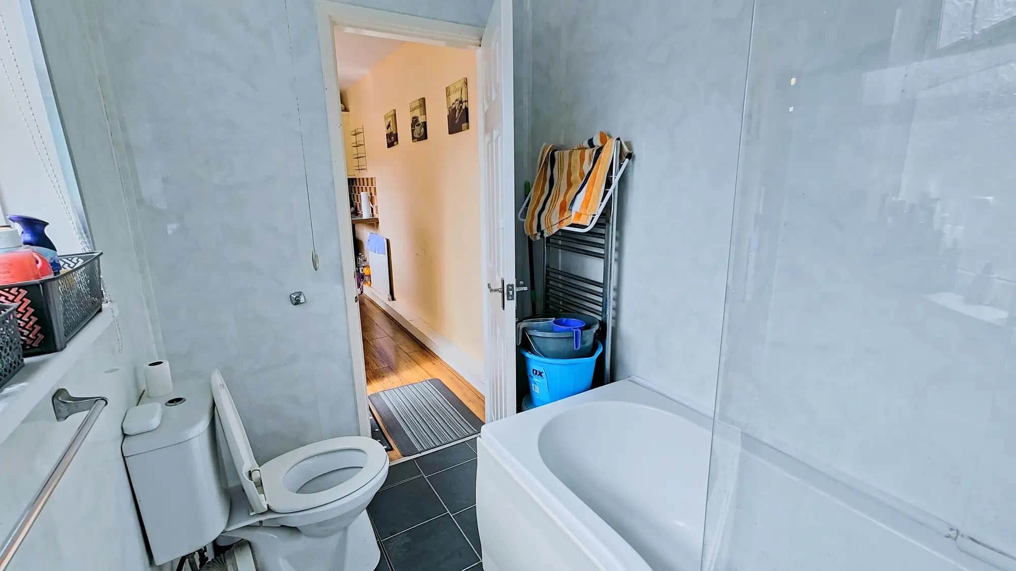 property photo 11 of 25