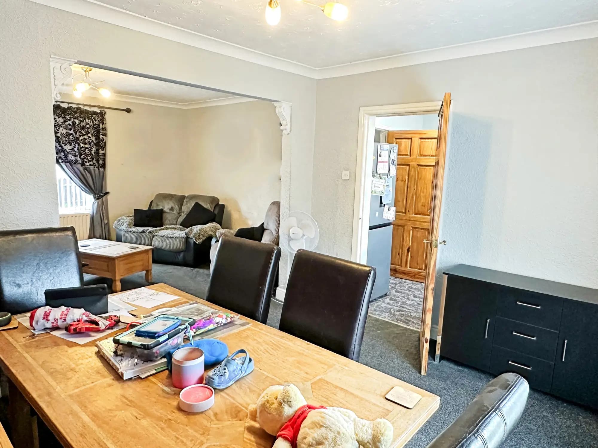 property photo 10 of 31