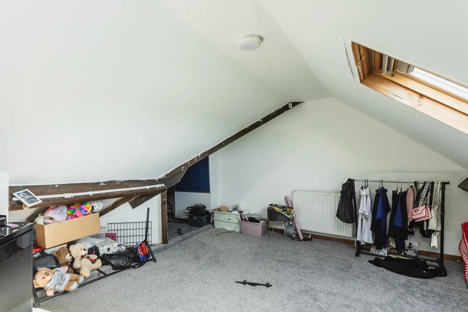 property photo 20 of 32