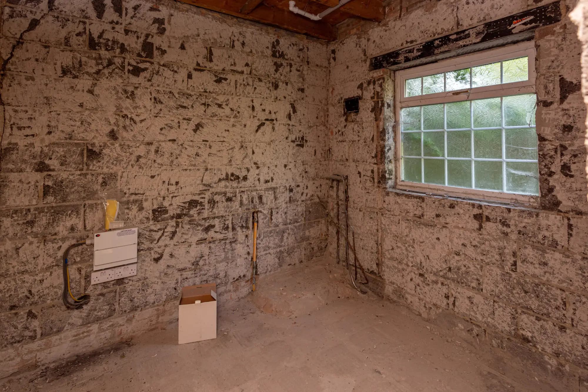 property photo 12 of 30