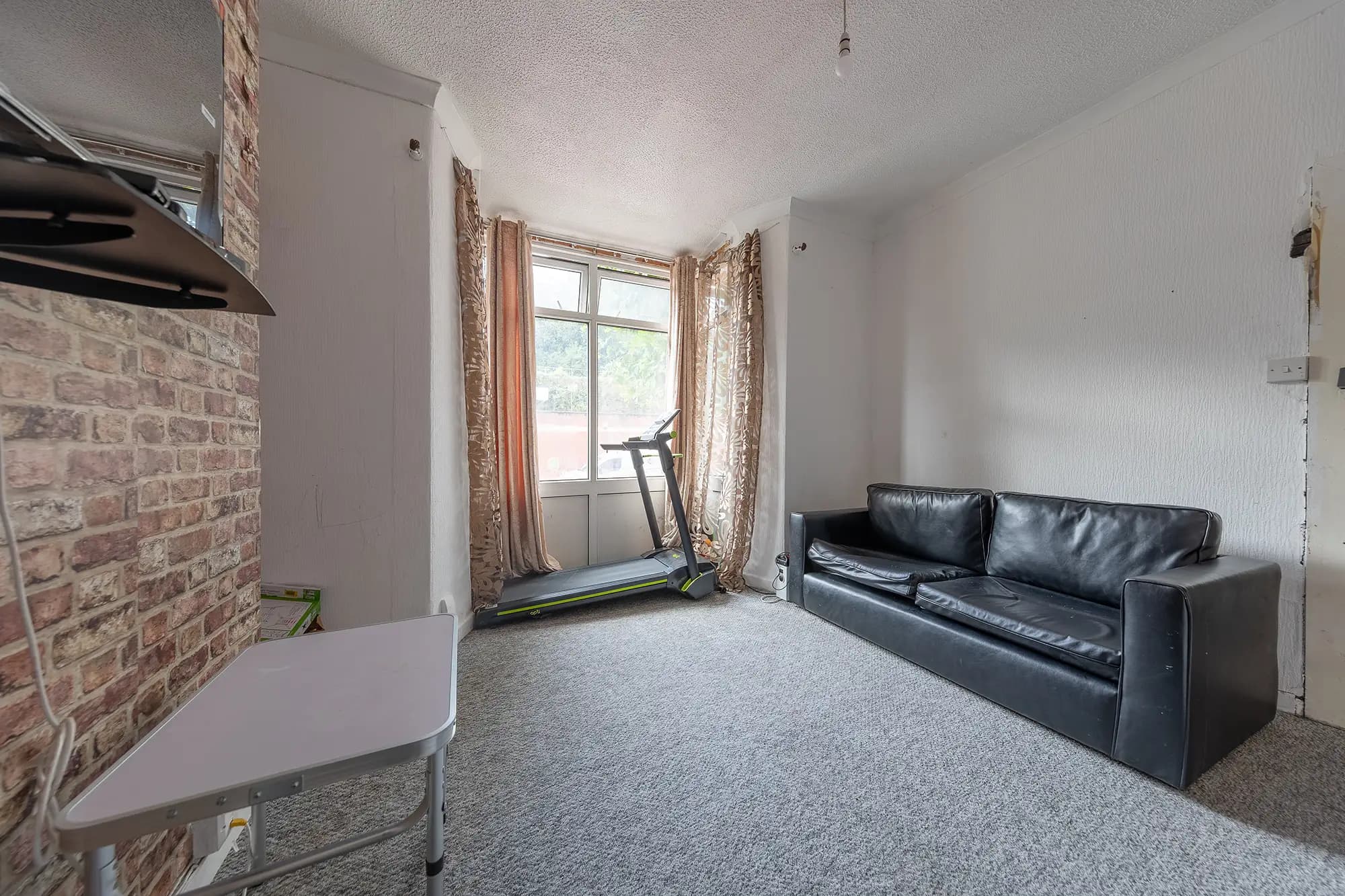 property photo 2 of 29