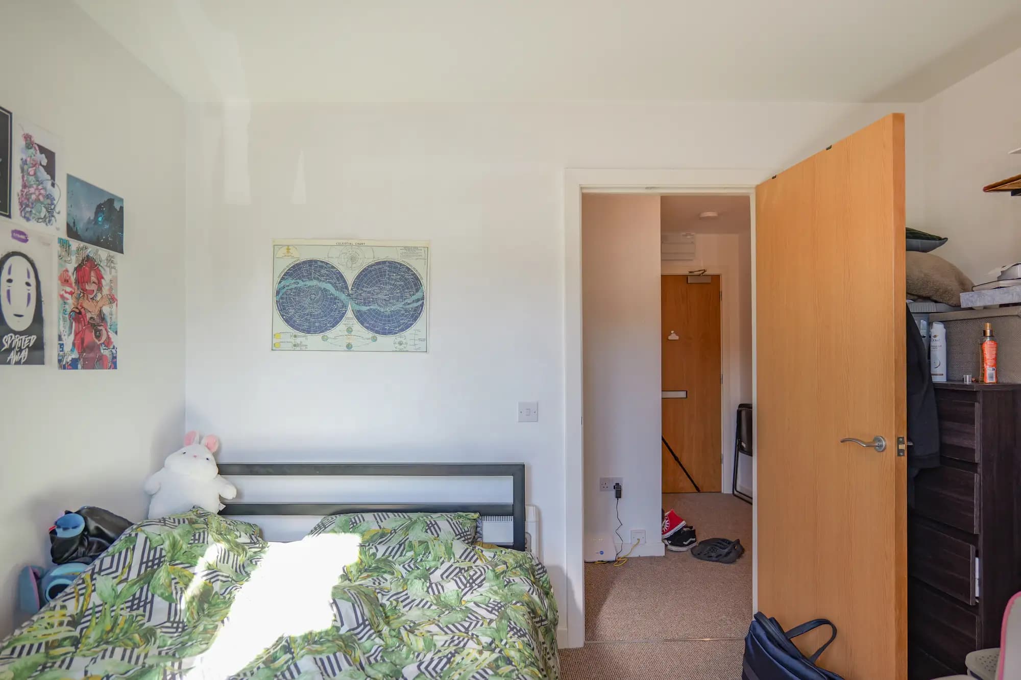 property photo 18 of 35