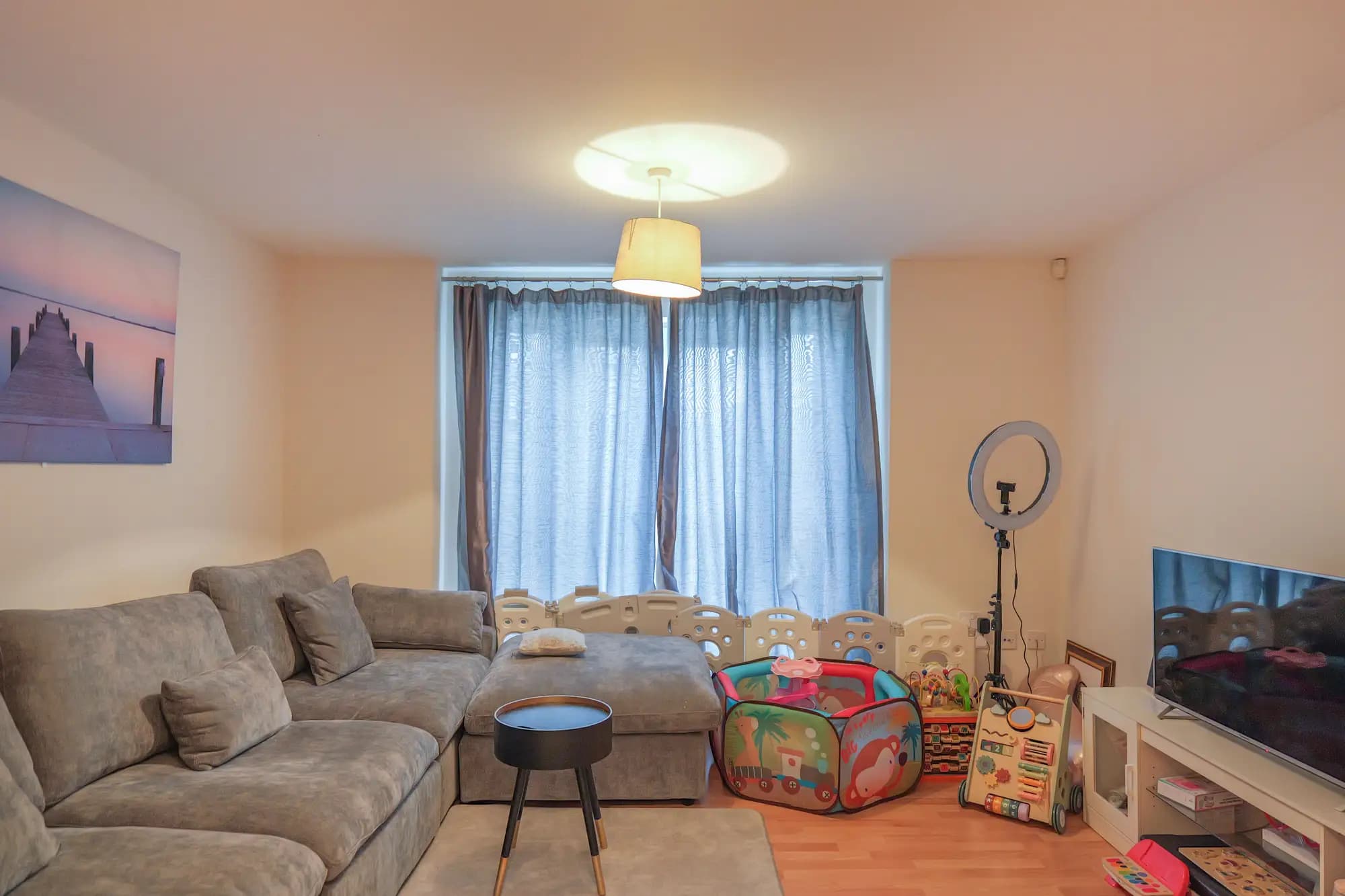 property photo 3 of 15