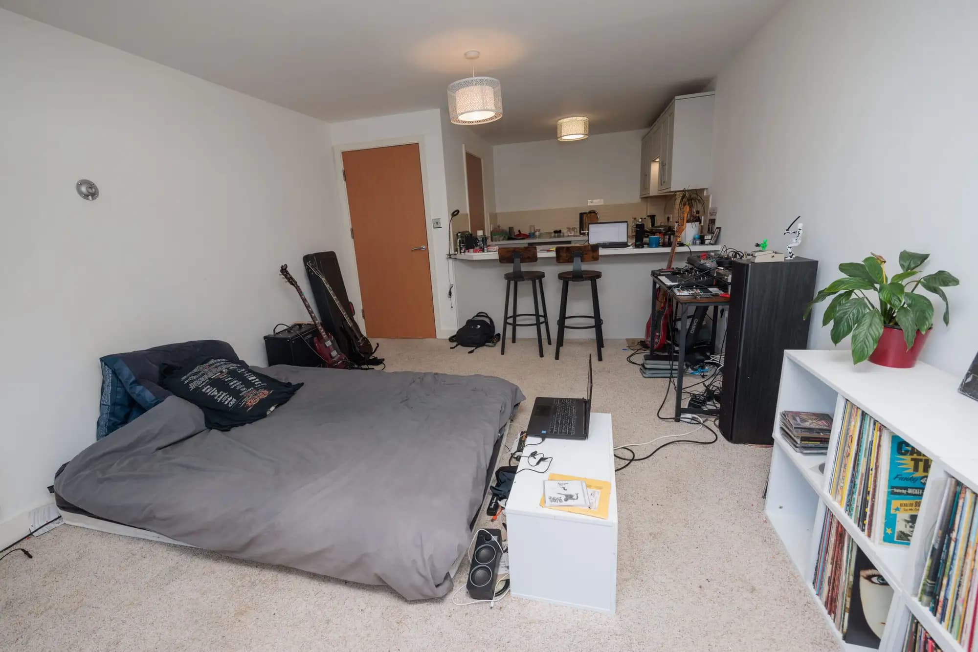 property photo 11 of 26