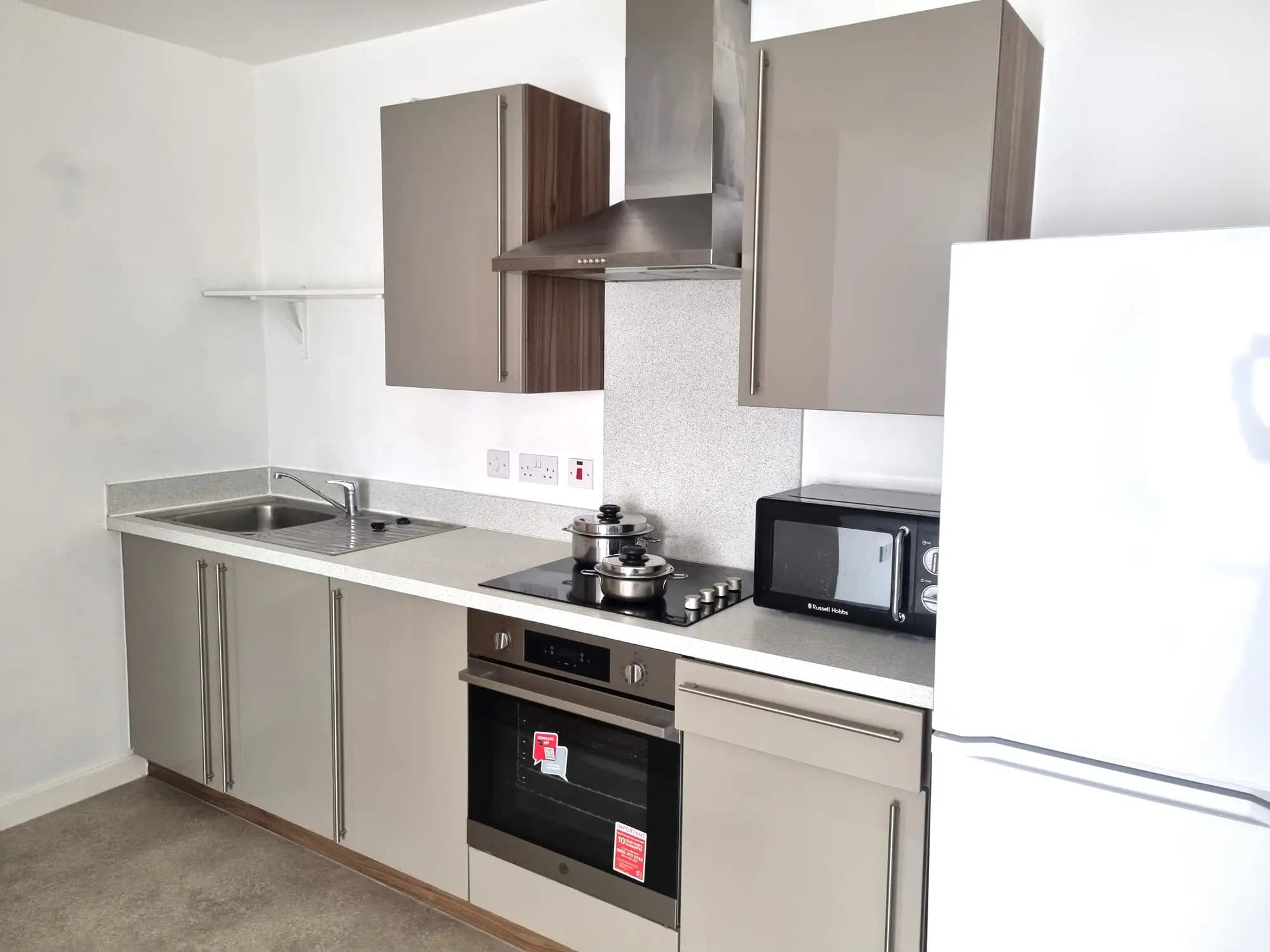 property photo 6 of 35