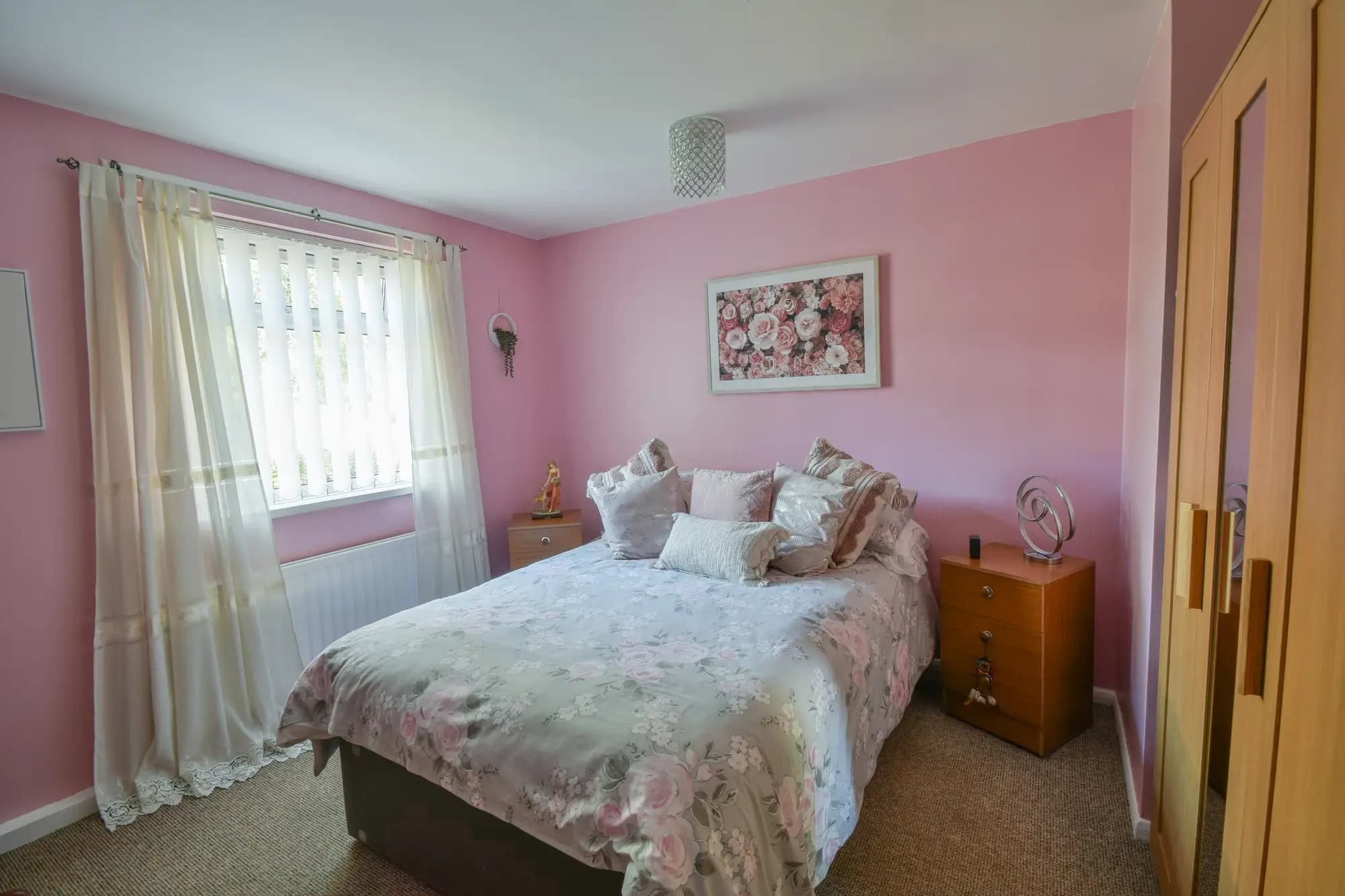 property photo 8 of 14