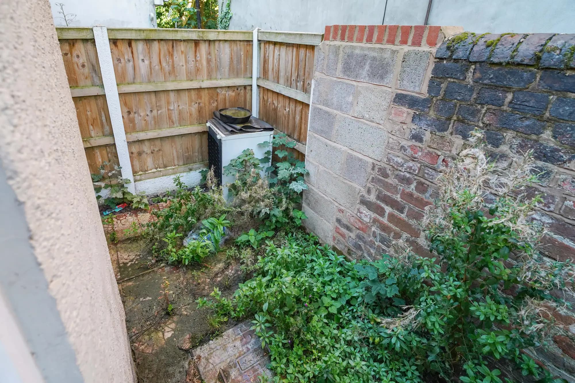 property photo 13 of 21