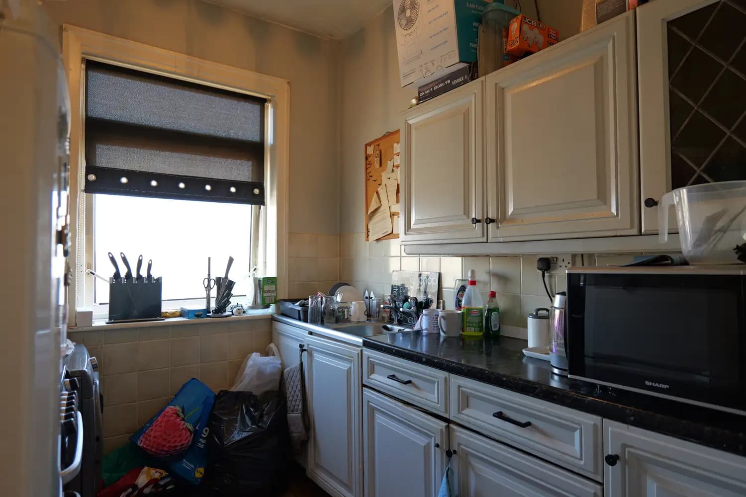 property photo 4 of 17