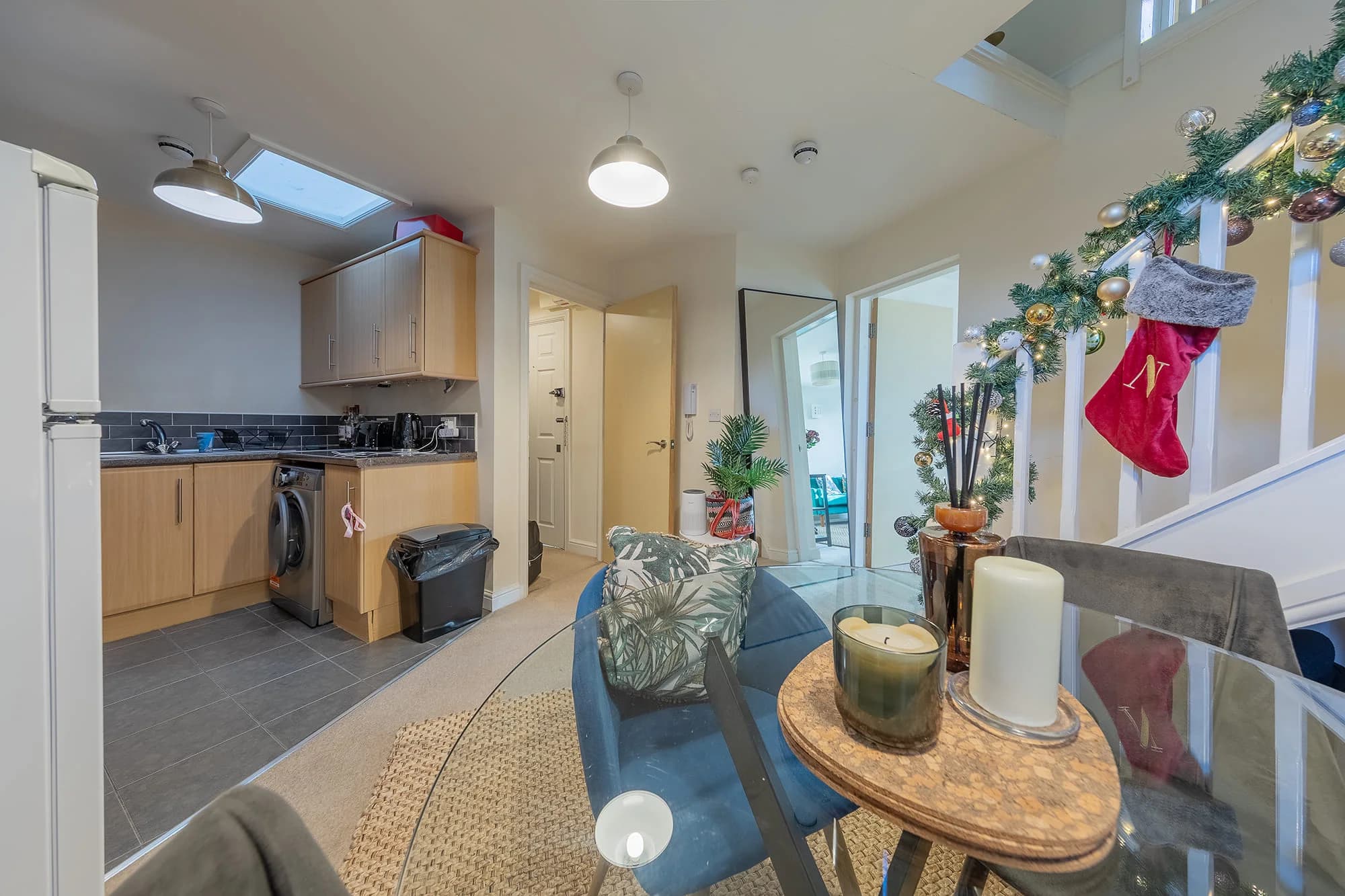 property photo 7 of 15