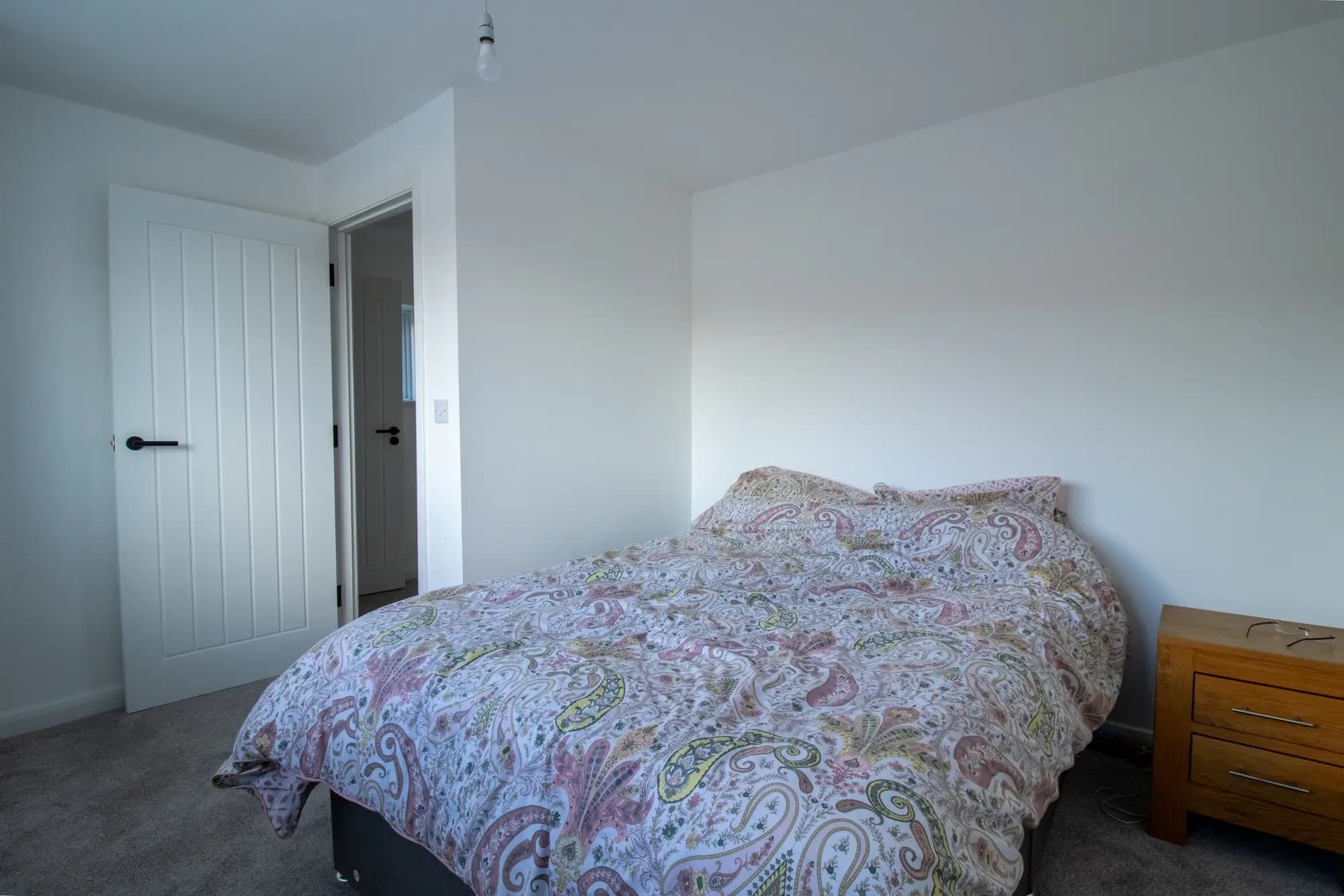 property photo 5 of 21