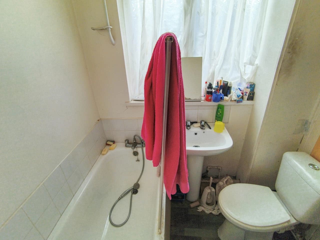 property photo 13 of 28