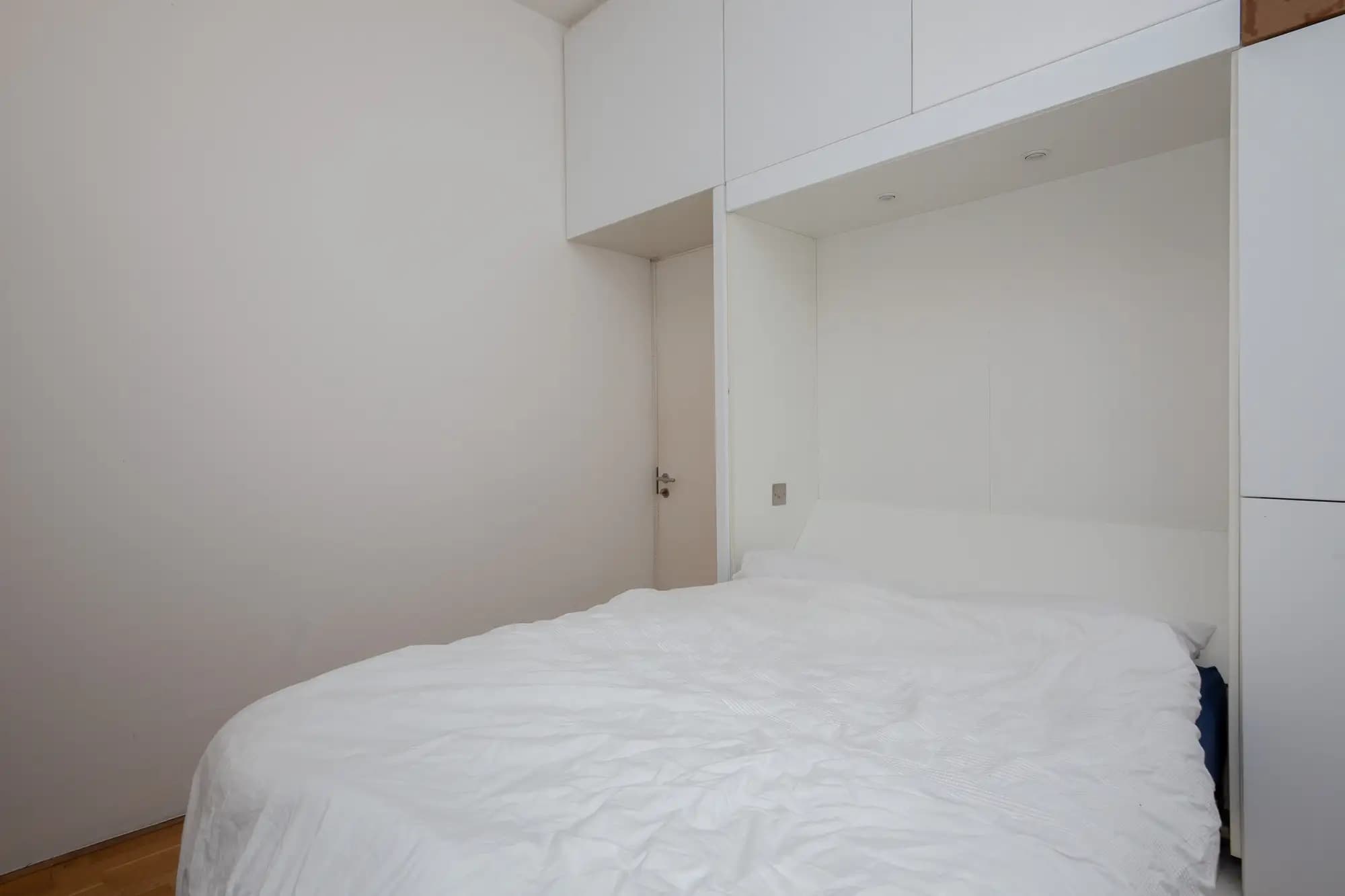 property photo 11 of 20