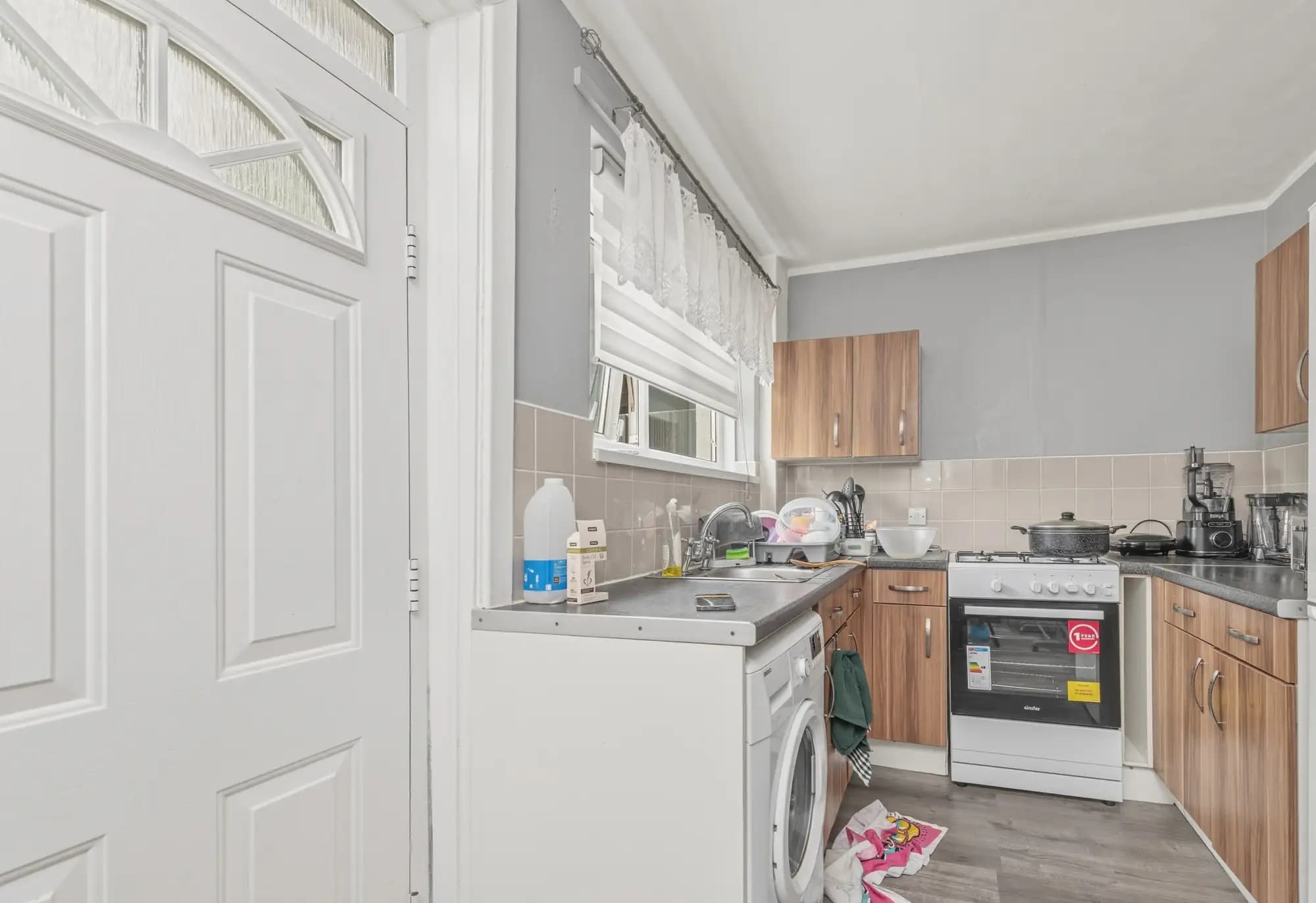 property photo 6 of 15