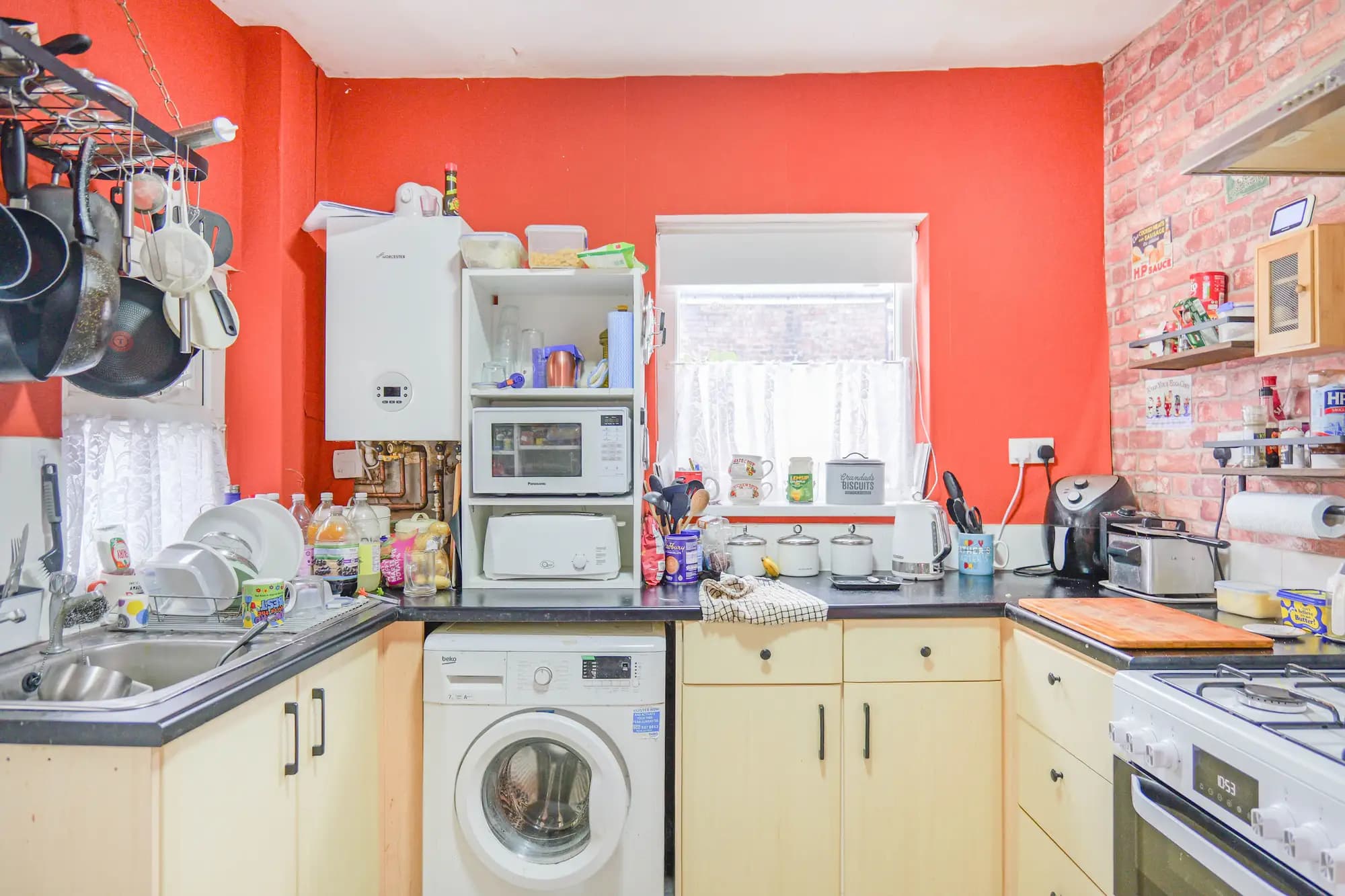 property photo 5 of 19