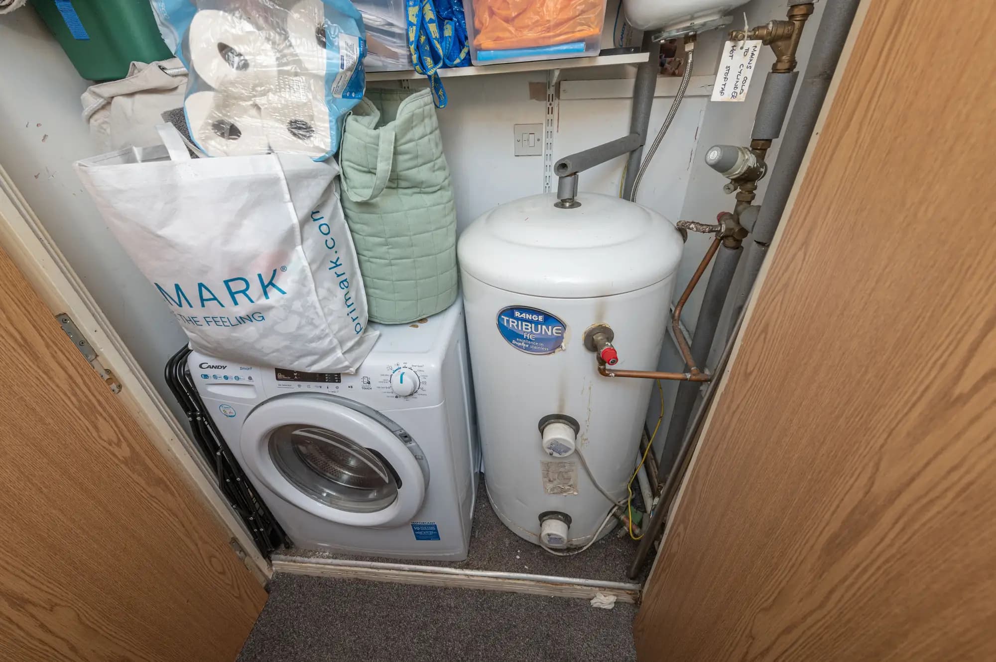 property photo 7 of 12