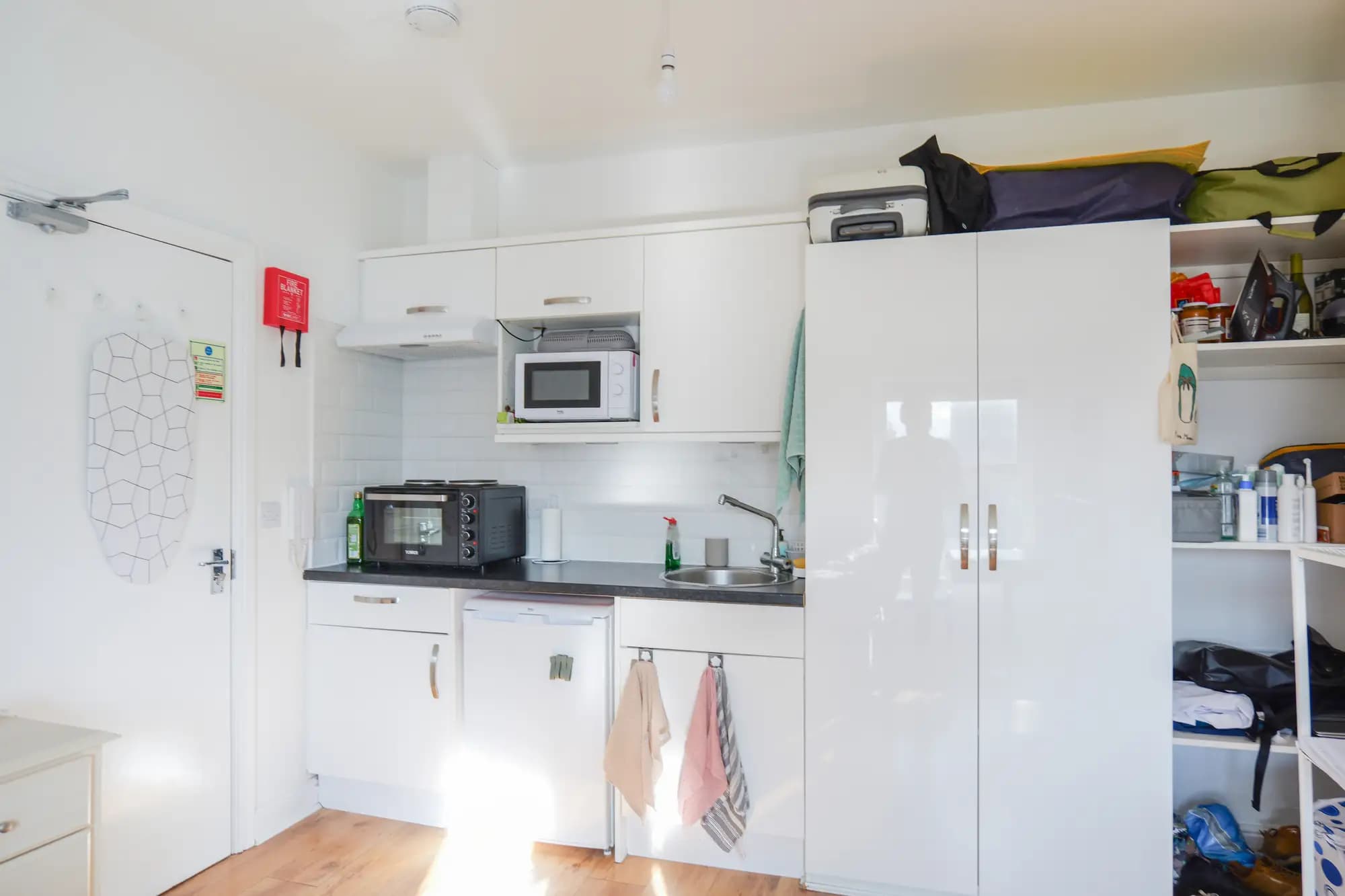 property photo 2 of 30