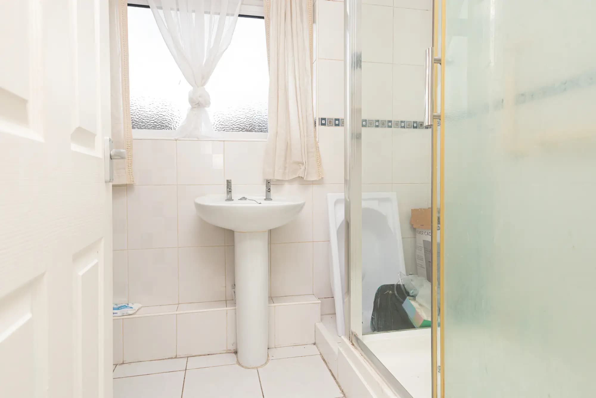 property photo 8 of 20