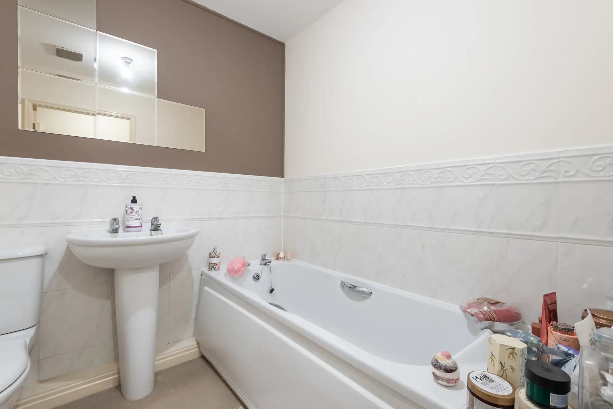 property photo 9 of 21